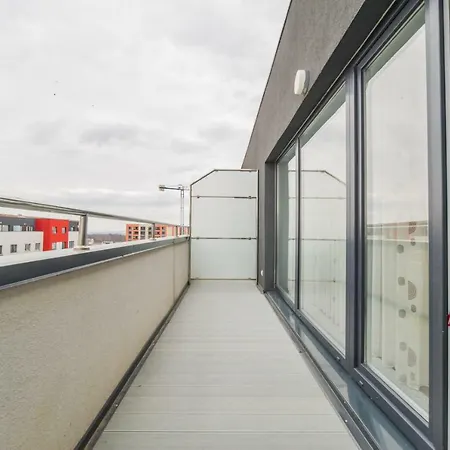 Апартаменти Sunrise Duplex Penthouse ~ Transylvania Boutique Брашов